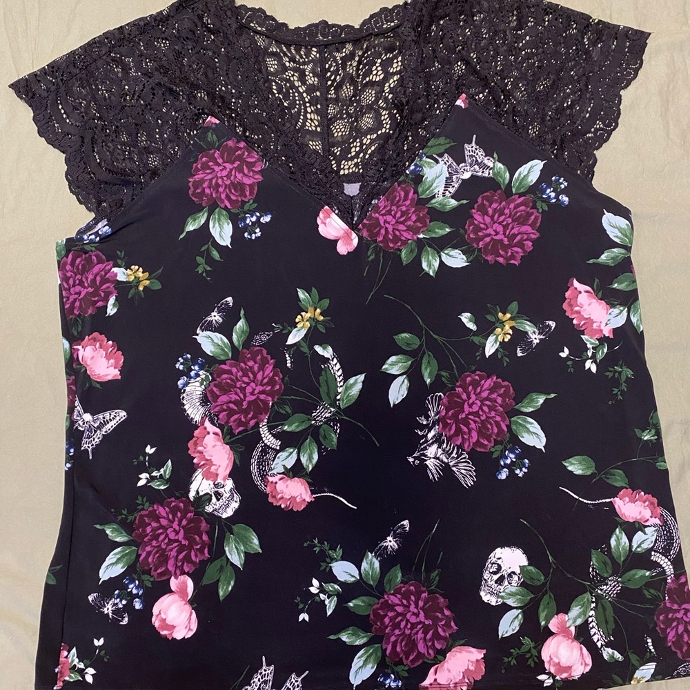 Torrid floral and scull lace top